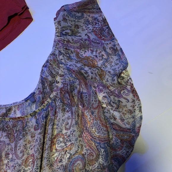 Womens summer tops size xs super cute! - Picture 4 of 11